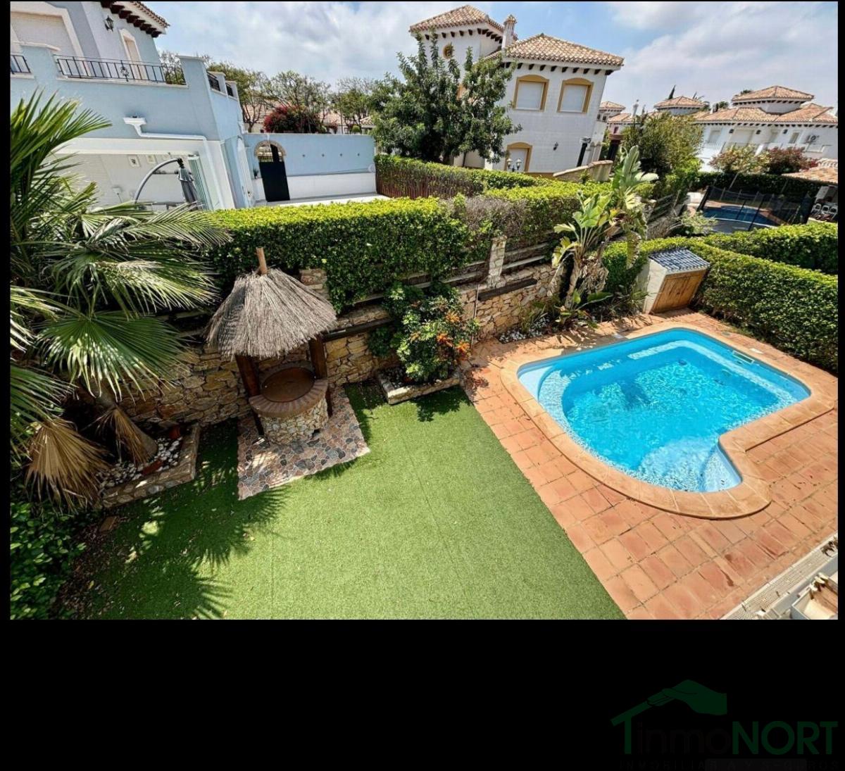 For sale of chalet in Murcia