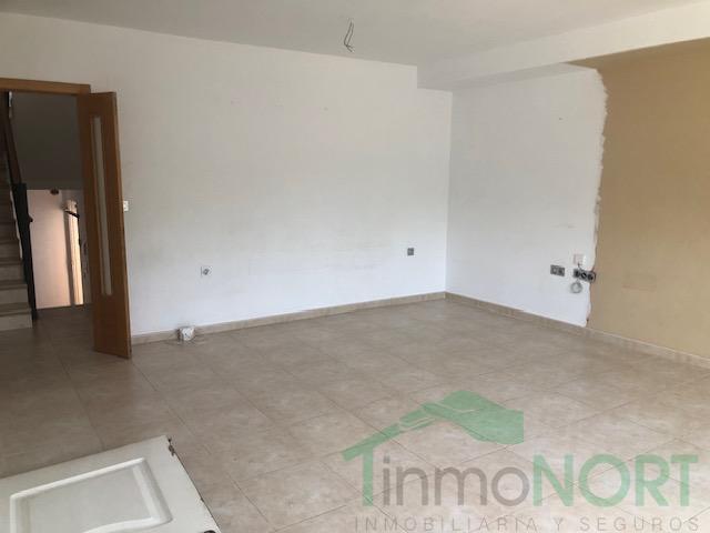 For sale of duplex in Murcia