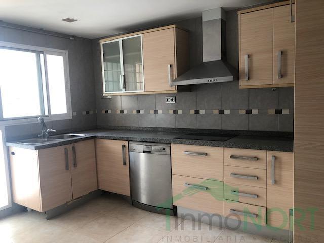 For sale of duplex in Murcia