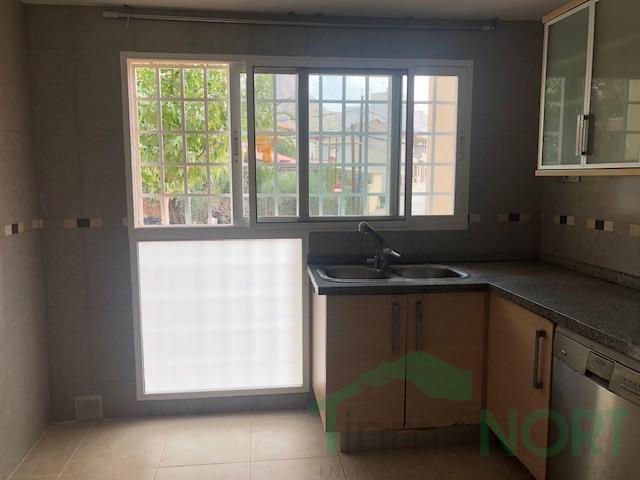 For sale of duplex in Murcia