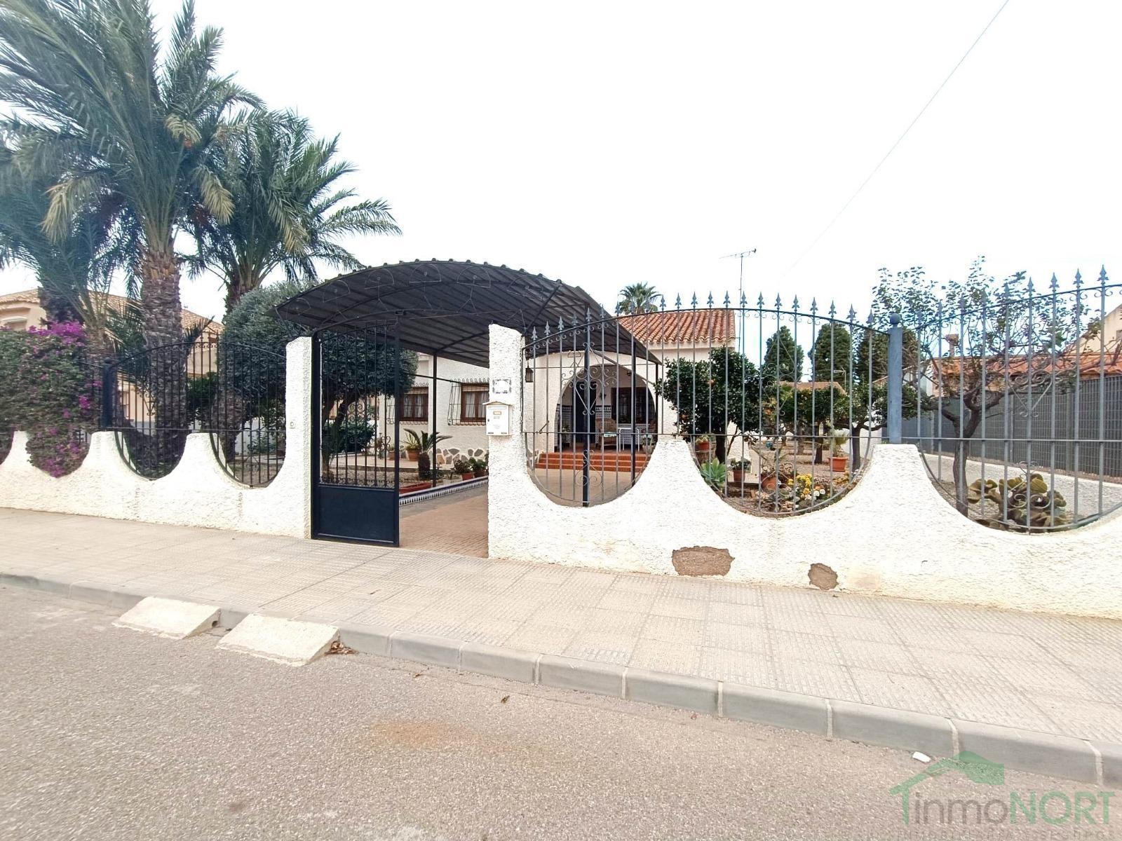 For sale of chalet in Cartagena