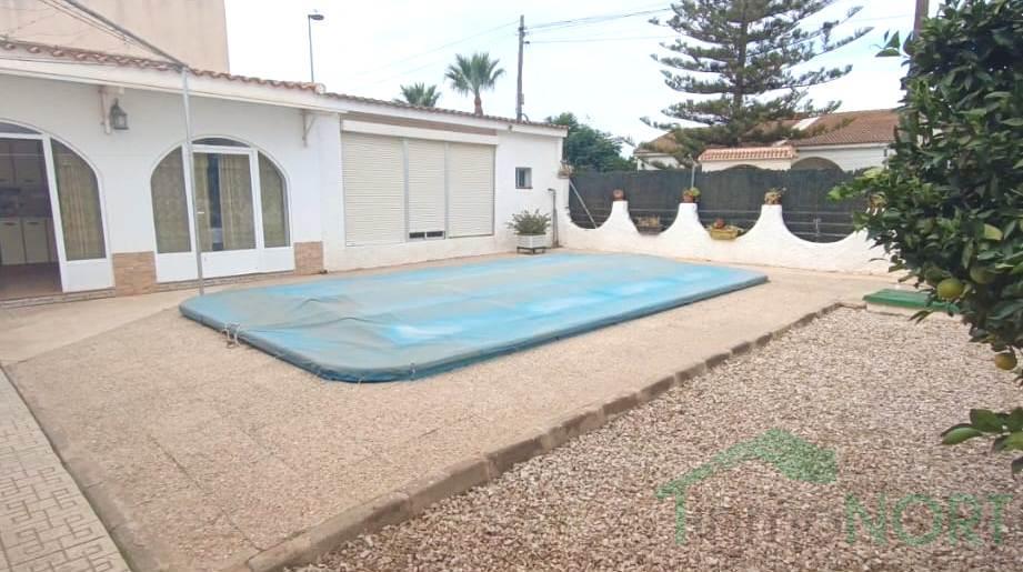 For sale of chalet in Cartagena