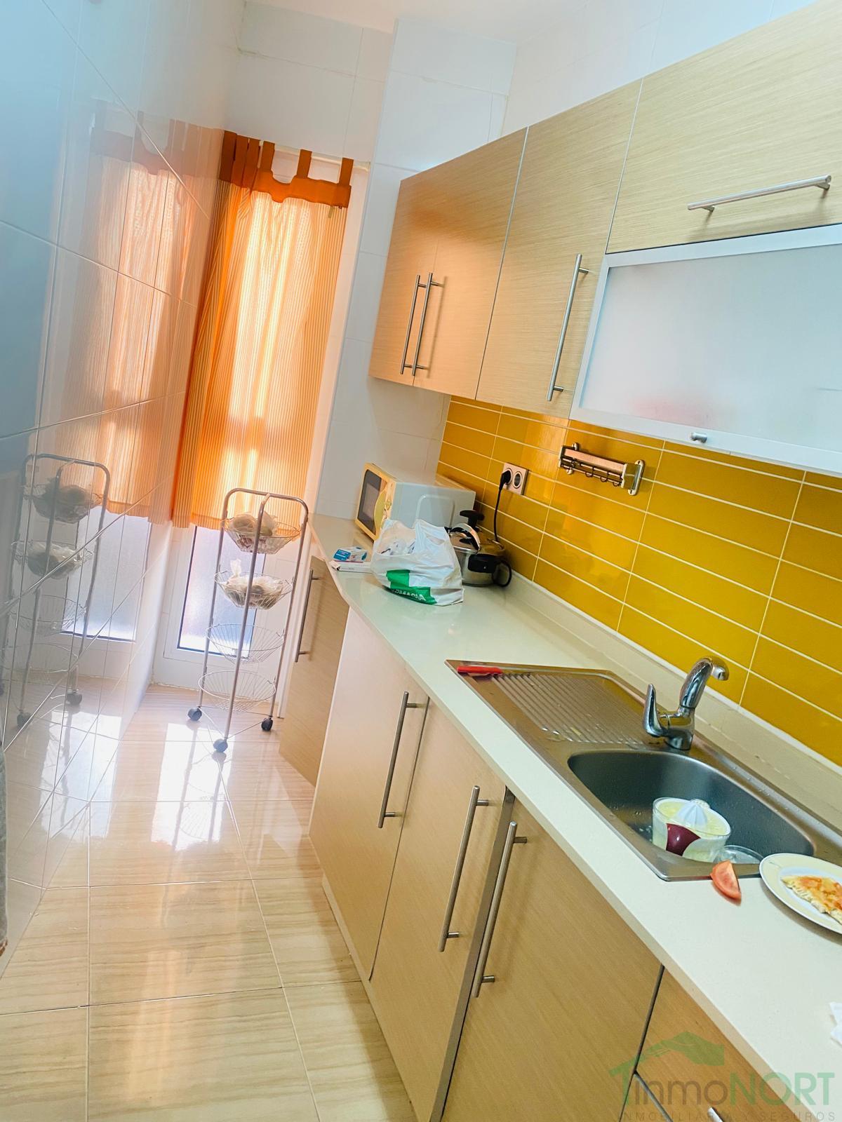 For sale of apartment in Los Alcázares