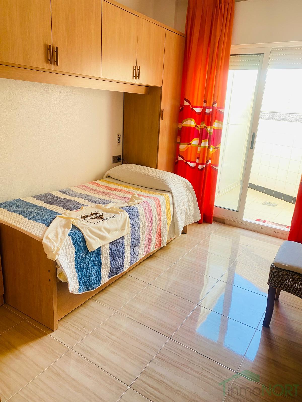 For sale of apartment in Los Alcázares