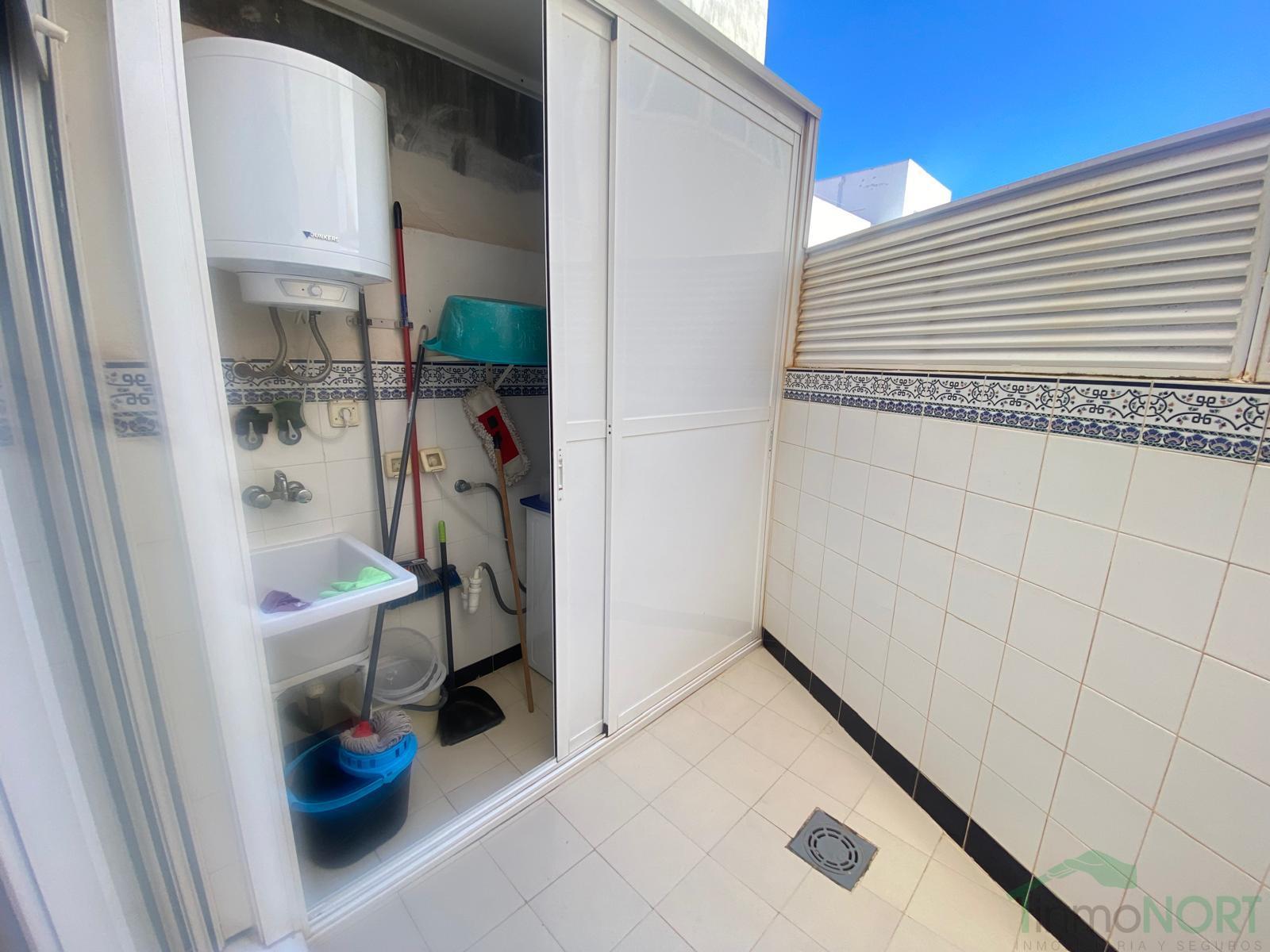 For sale of apartment in Los Alcázares