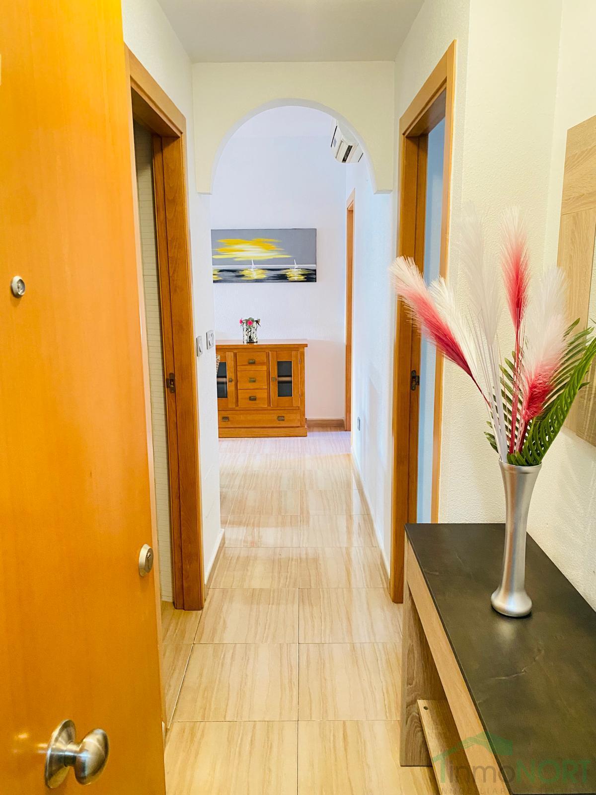 For sale of apartment in Los Alcázares