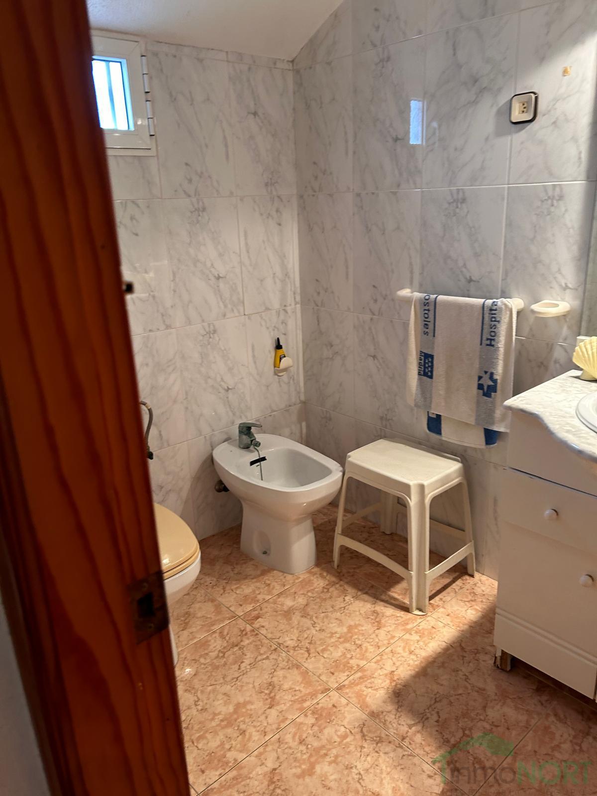 For sale of duplex in Los Alcázares