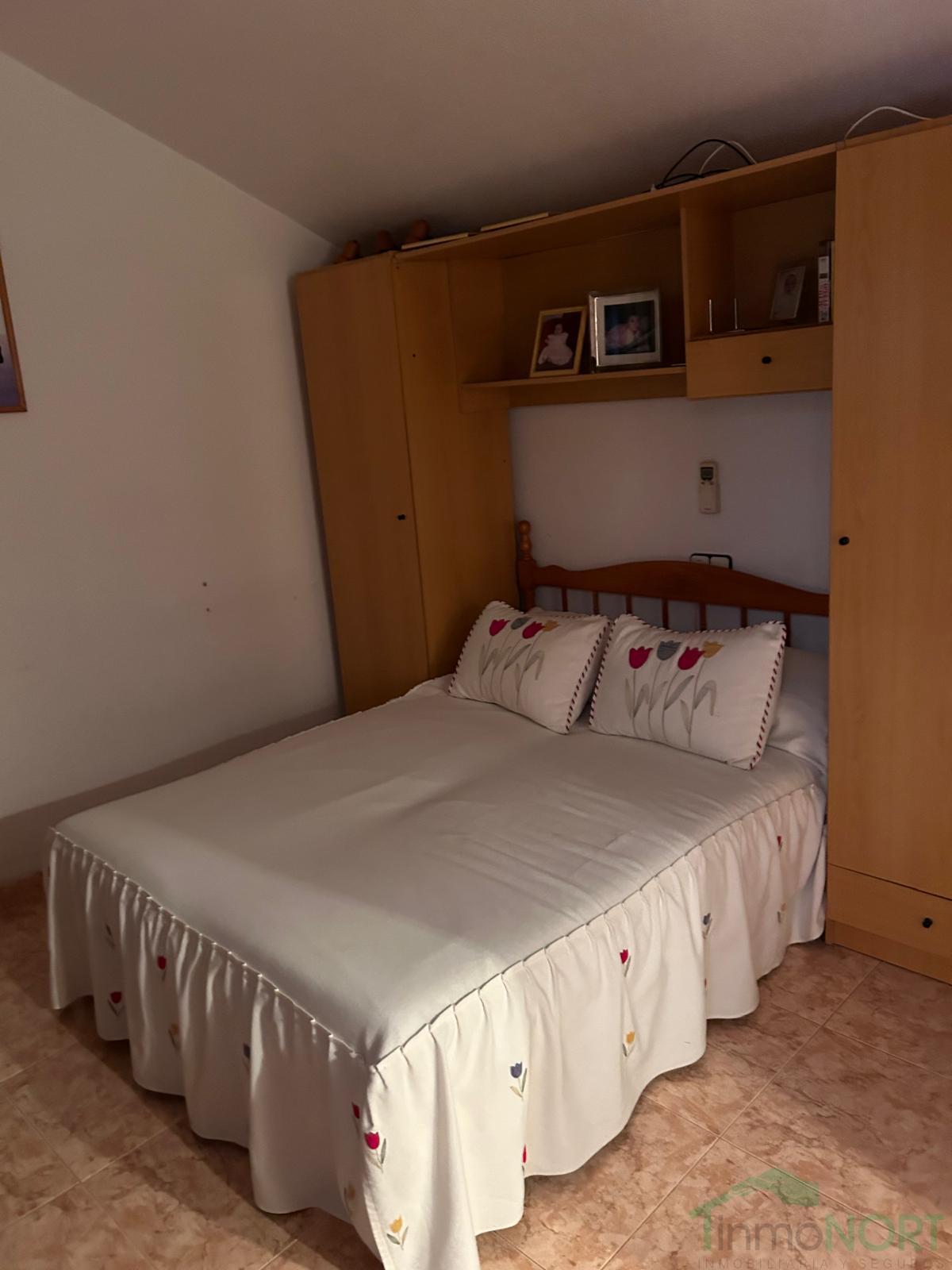 For sale of duplex in Los Alcázares