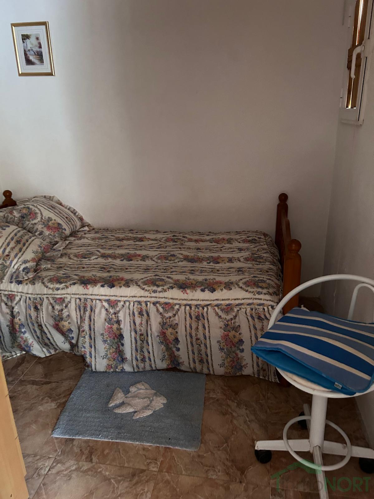 For sale of duplex in Los Alcázares