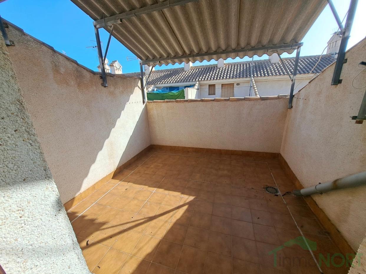 For sale of bungalow in Los Alcázares
