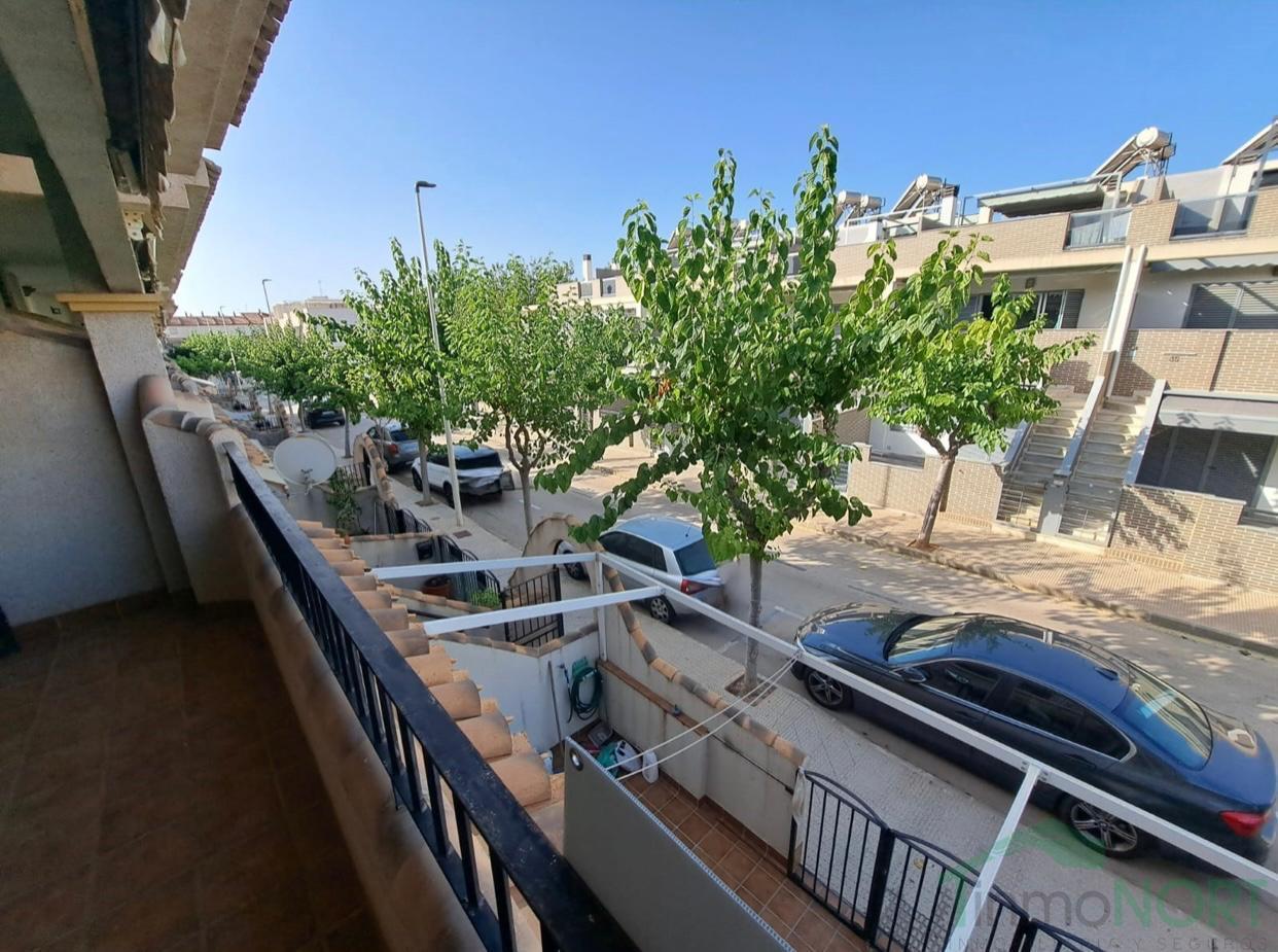 For sale of bungalow in Los Alcázares
