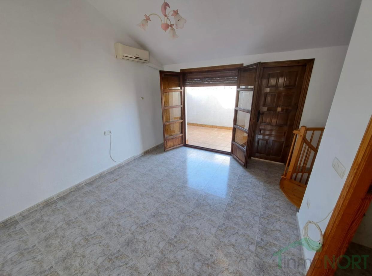 For sale of bungalow in Los Alcázares