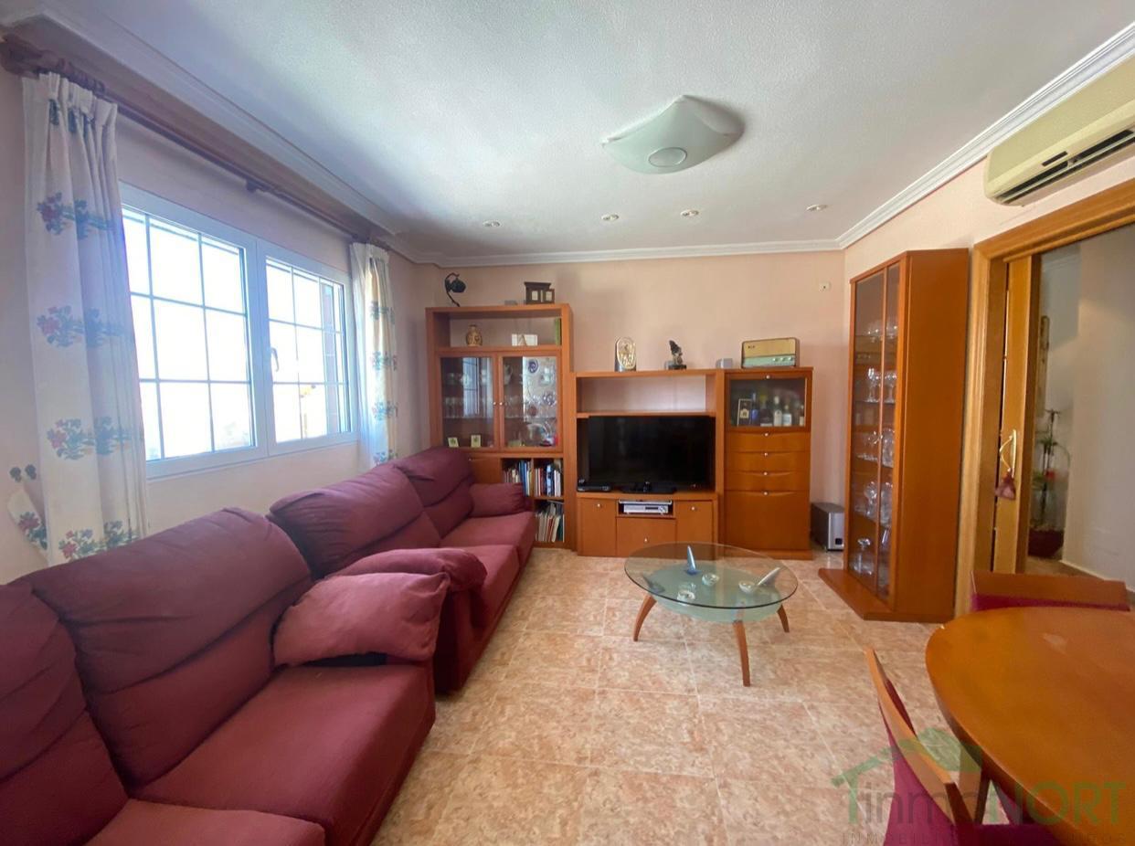 For sale of flat in Los Alcázares
