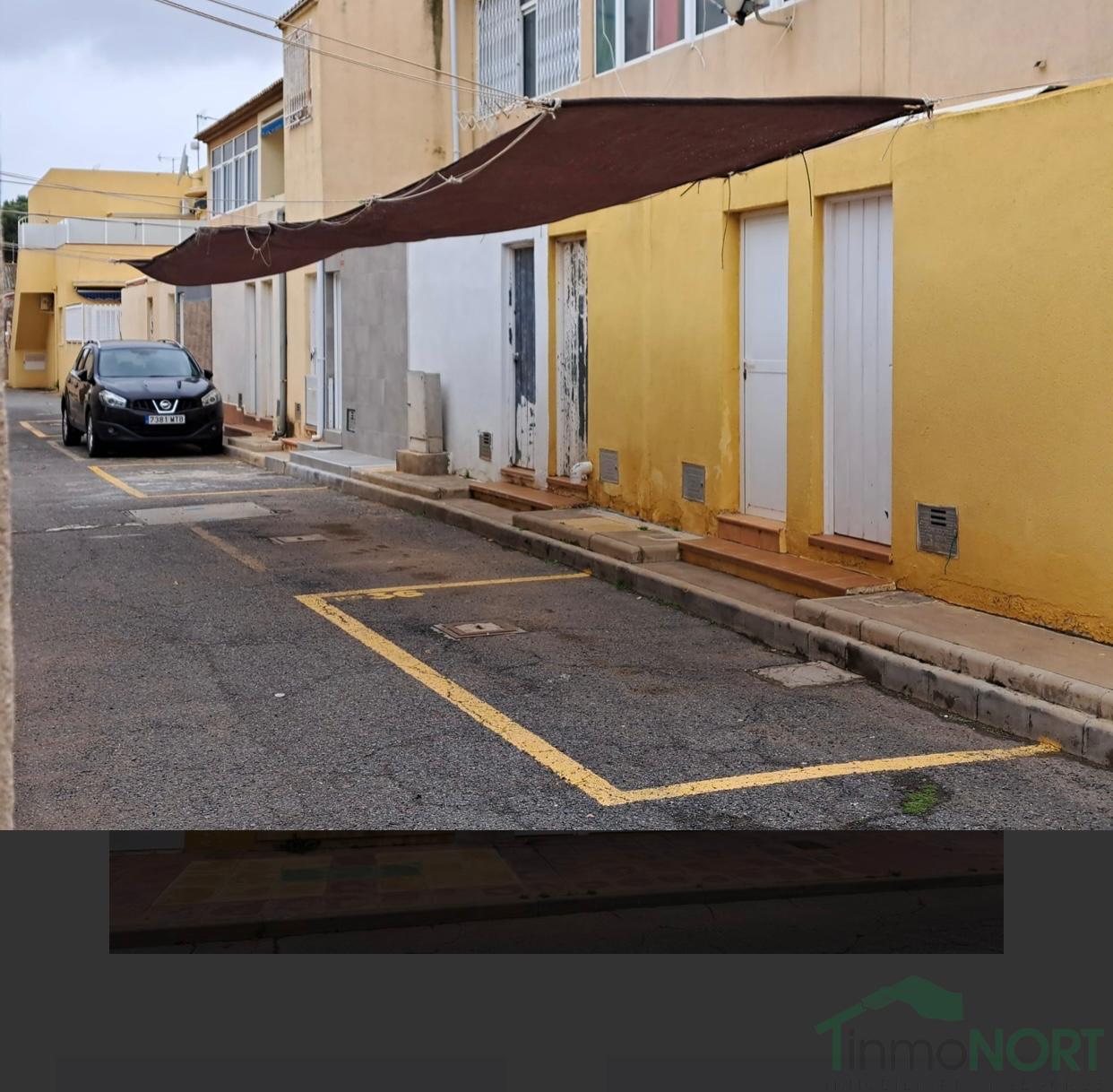 For sale of flat in Los Alcázares