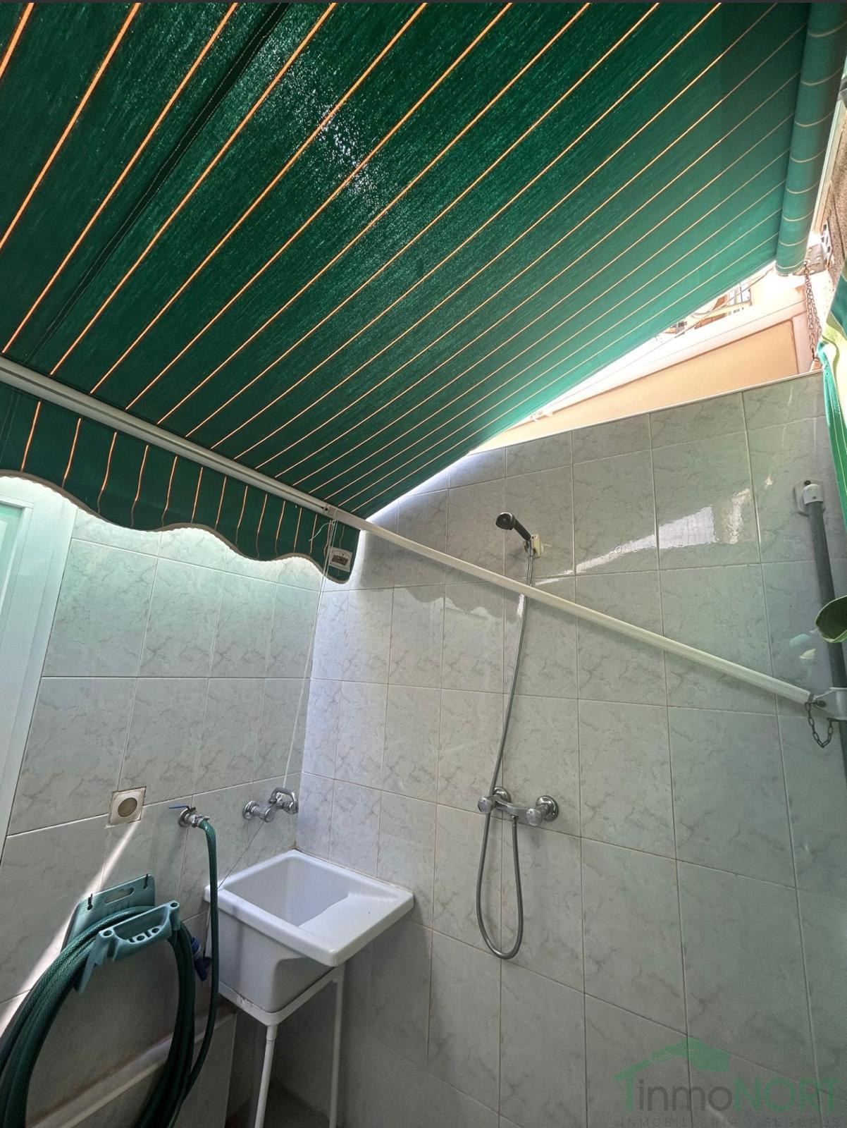 For sale of flat in Los Alcázares