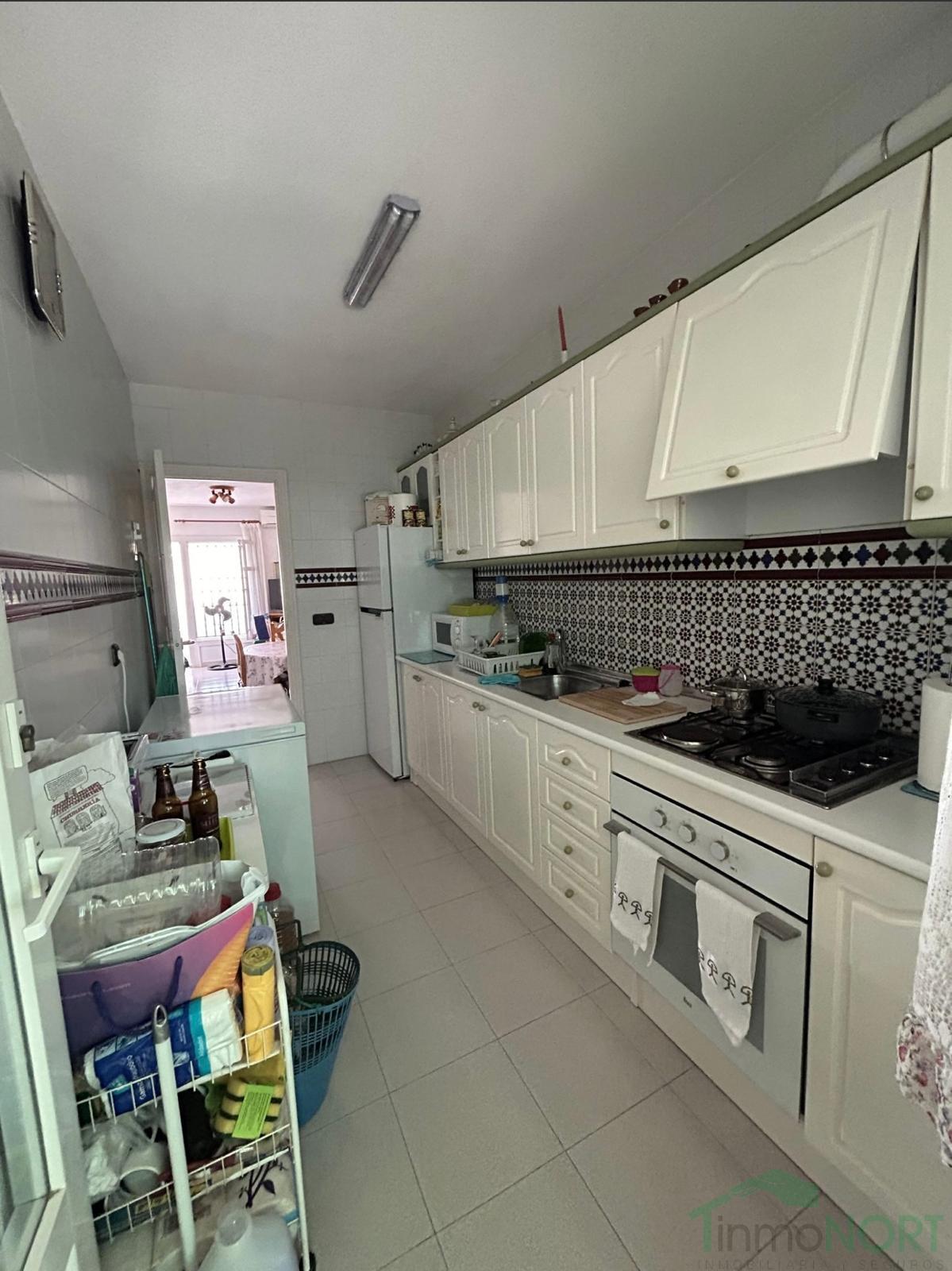 For sale of flat in Los Alcázares