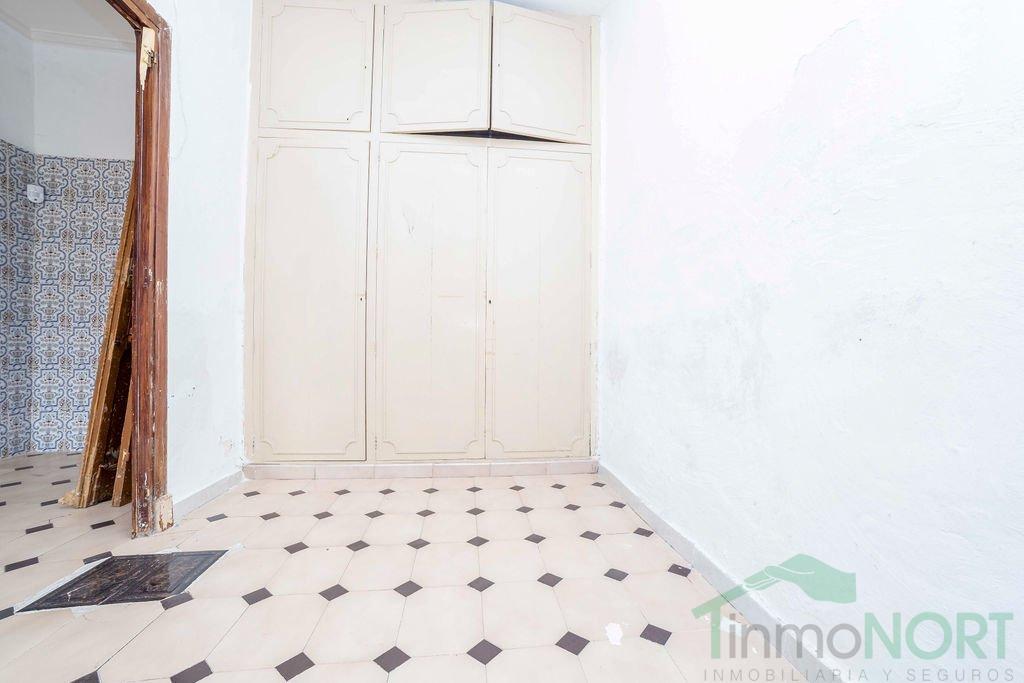 For sale of ground floor in Cartagena