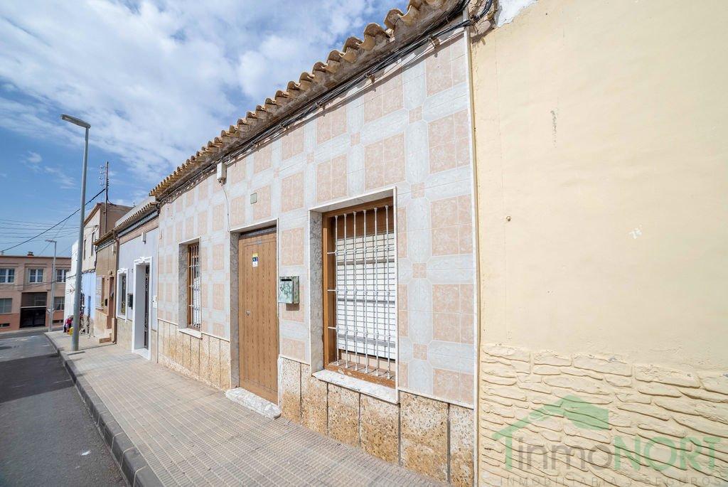 For sale of ground floor in Cartagena