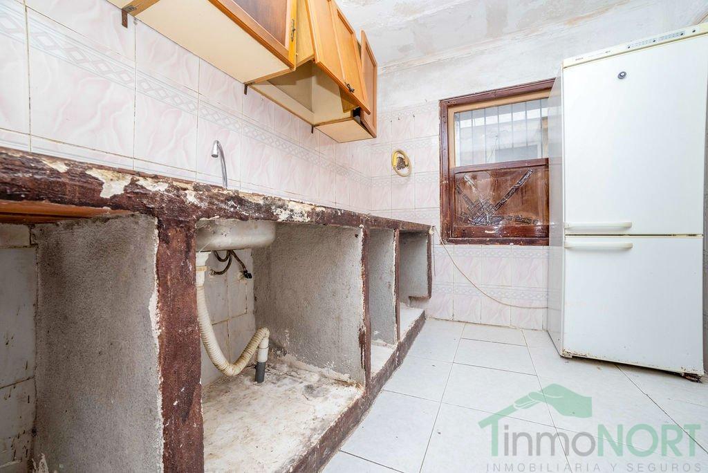 For sale of ground floor in Cartagena