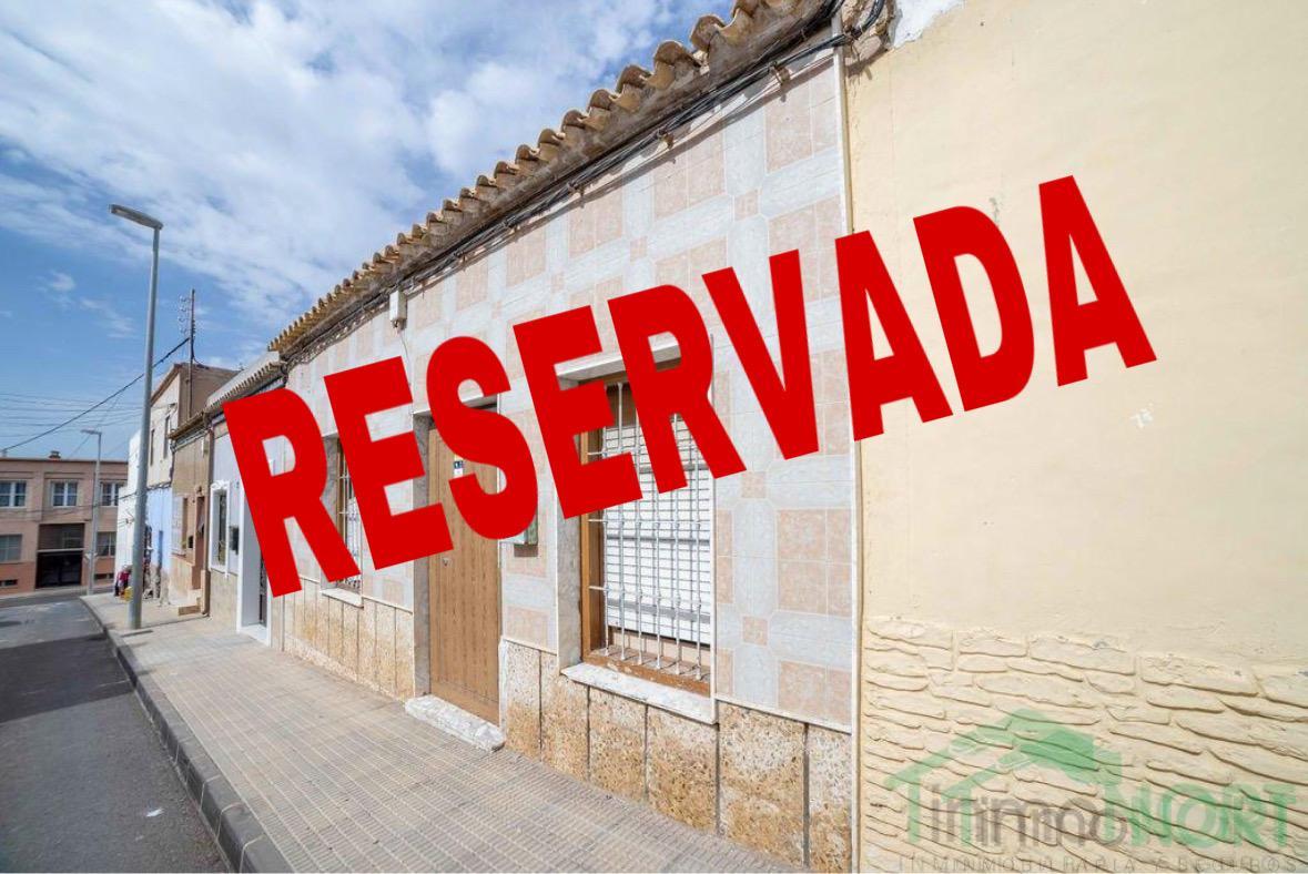 For sale of ground floor in Cartagena