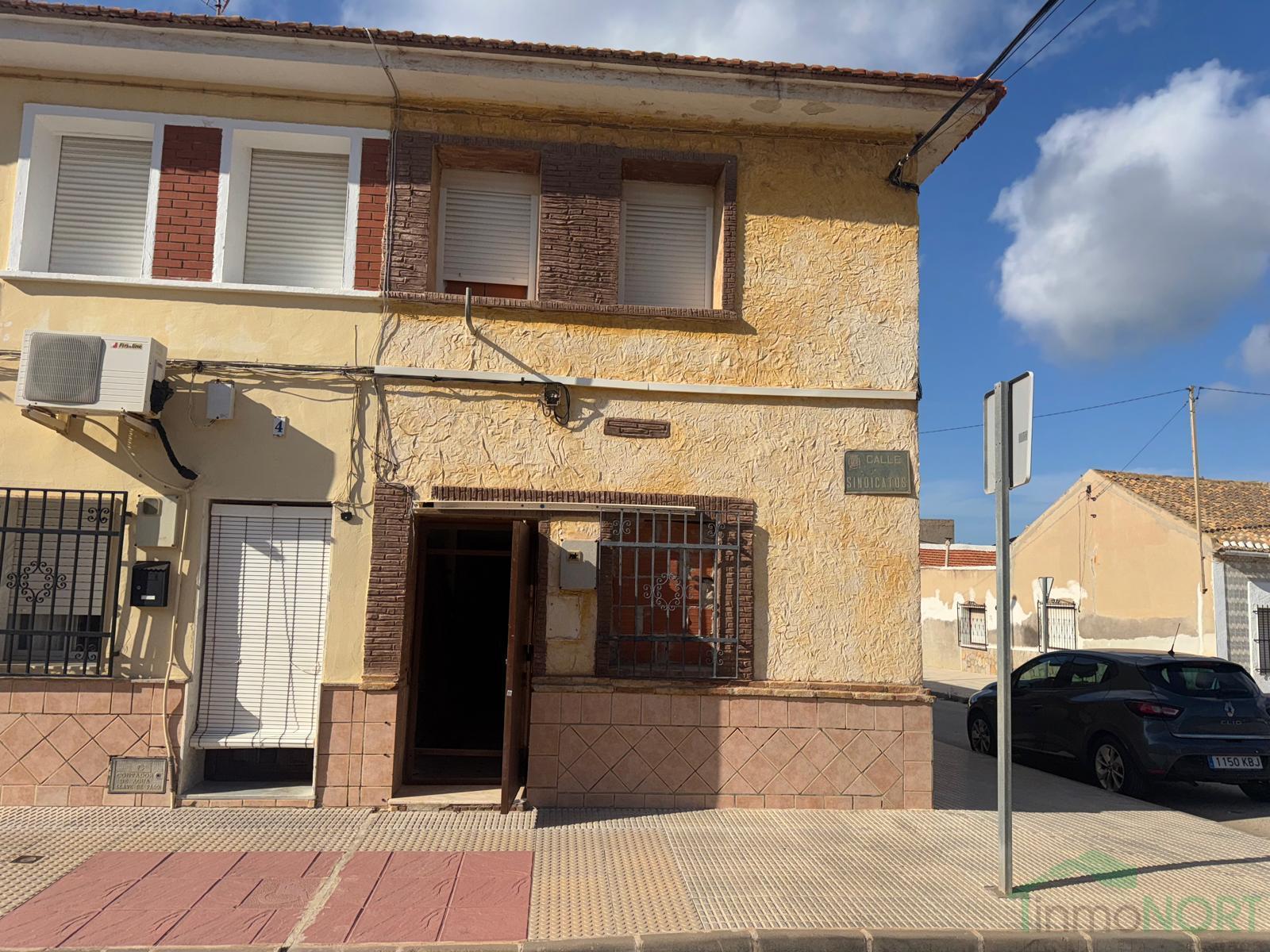 For sale of house in Cartagena