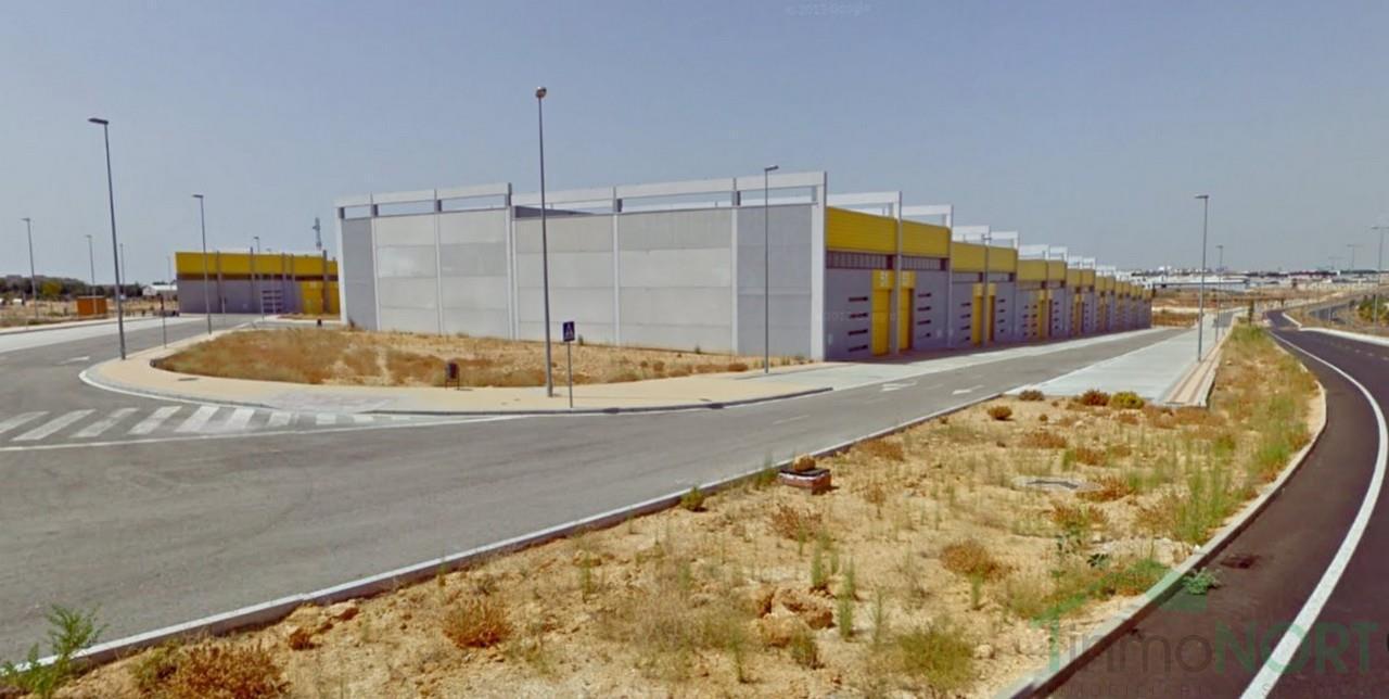 Venta de nave en Alcalá de Guadaíra
