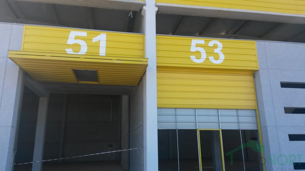Venta de nave en Alcalá de Guadaíra