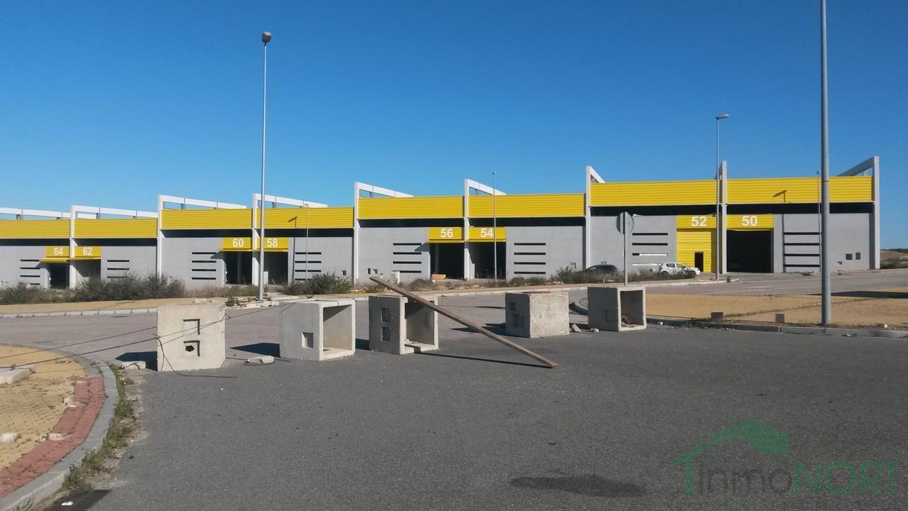 Venta de nave en Alcalá de Guadaíra