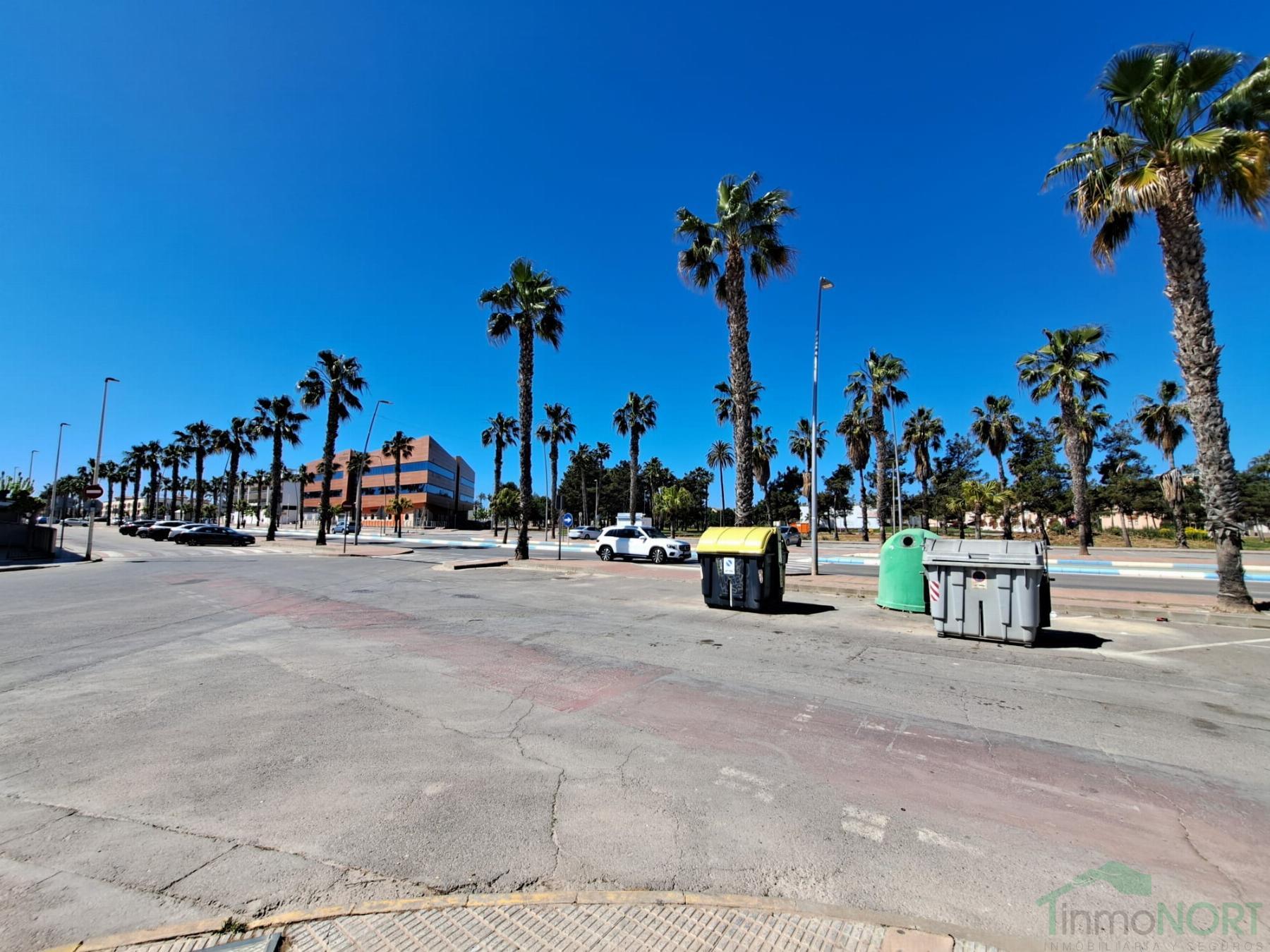 Venta de bungalow en Los Alcázares