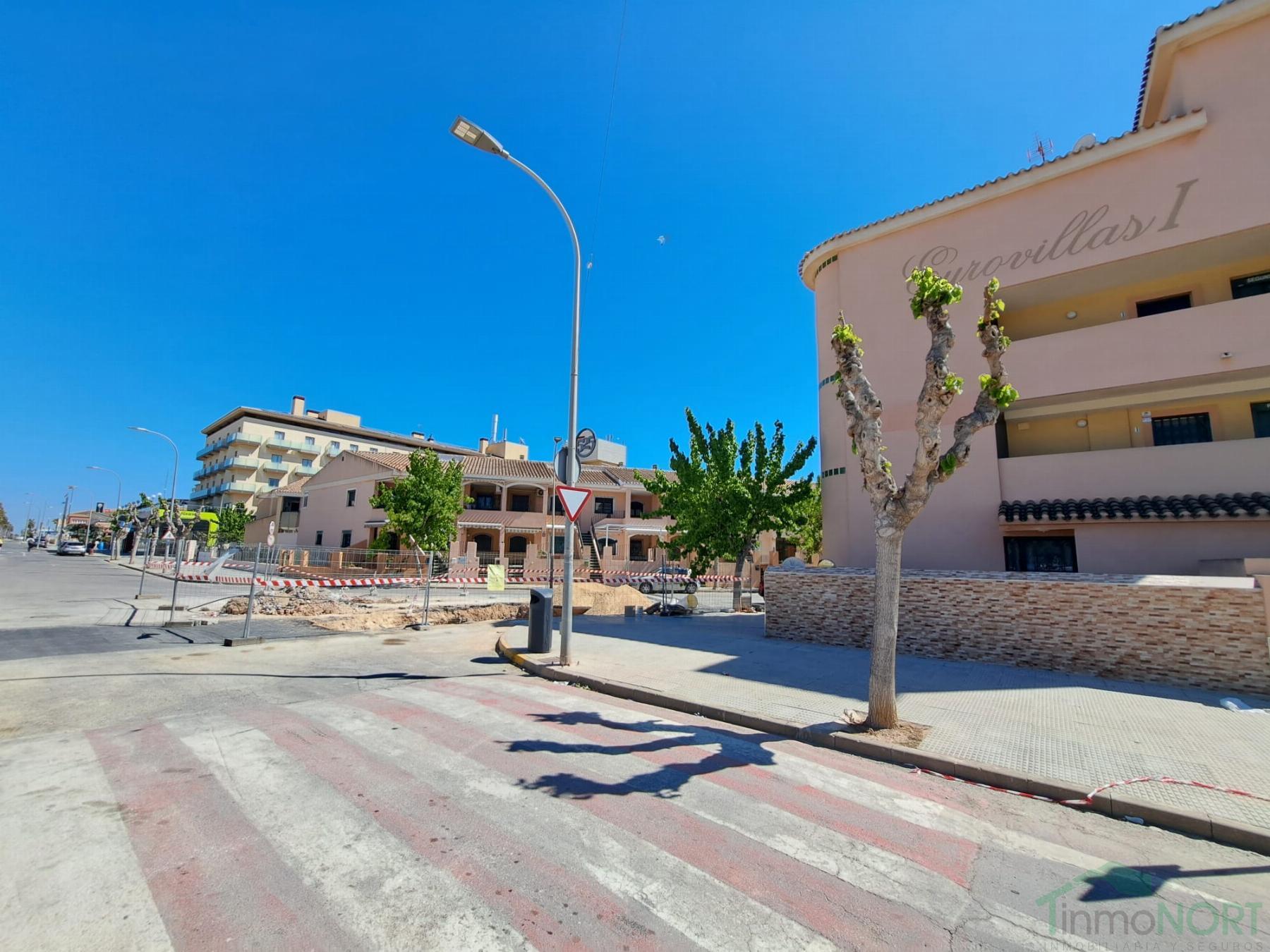 Venta de bungalow en Los Alcázares