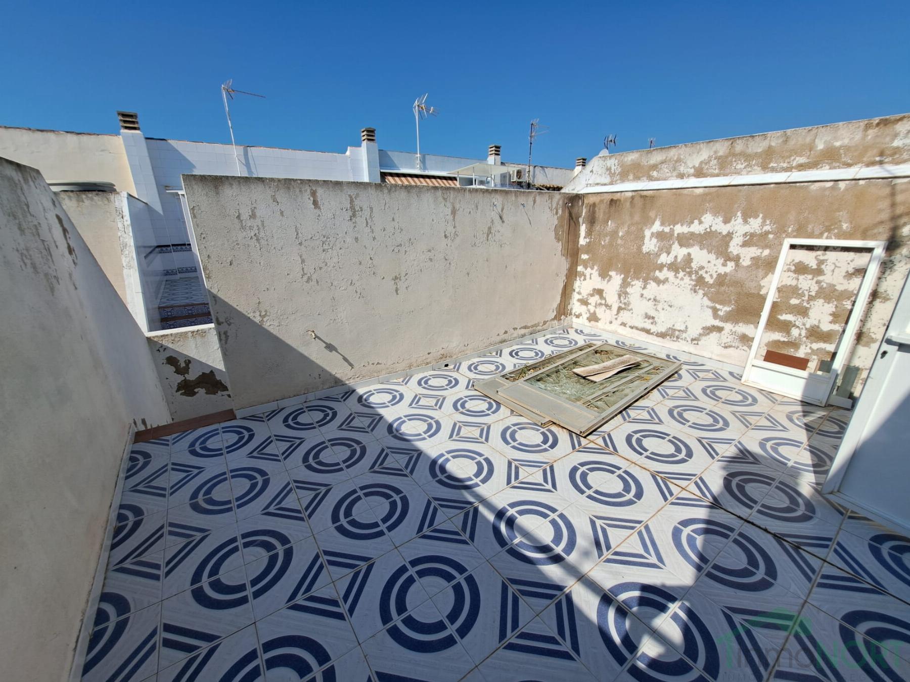 Venta de casa en Los Alcázares