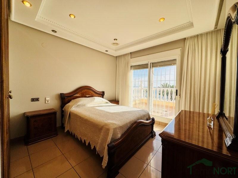 Venta de chalet en Alicante