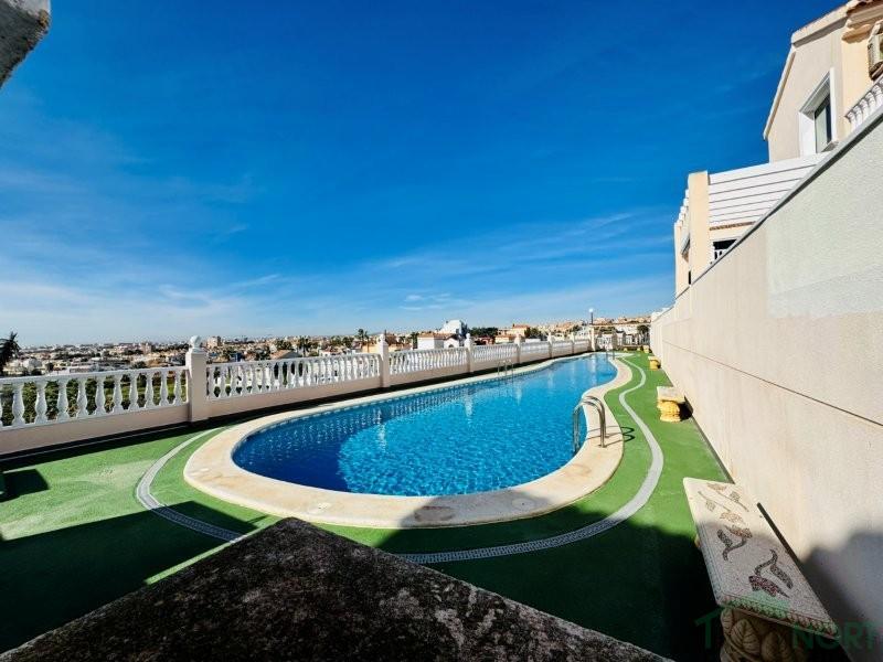 Venta de chalet en Alicante