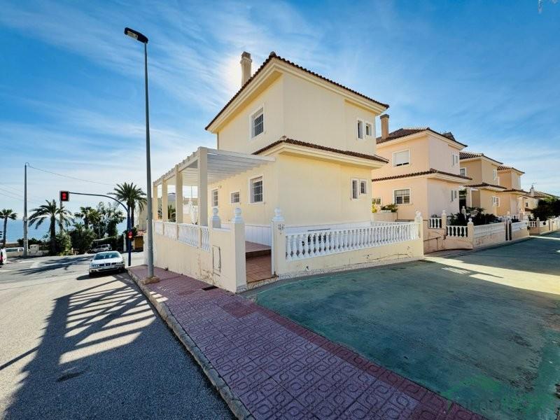 Venta de chalet en Alicante