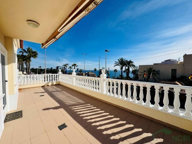 Venta de chalet en Alicante