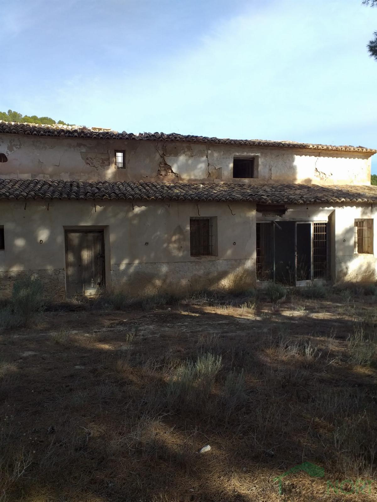 For sale of rural property in Relleu