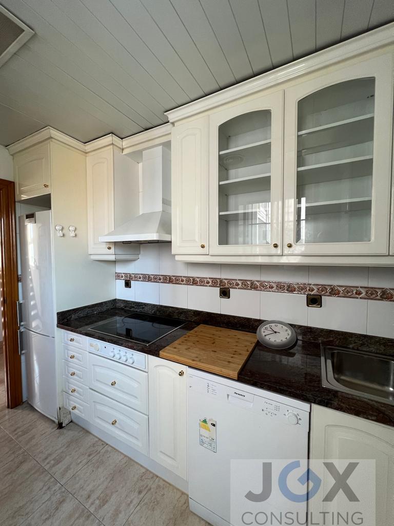 For sale of flat in Badalona