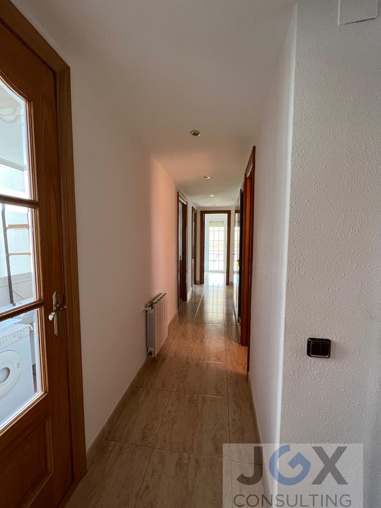 For sale of flat in Badalona