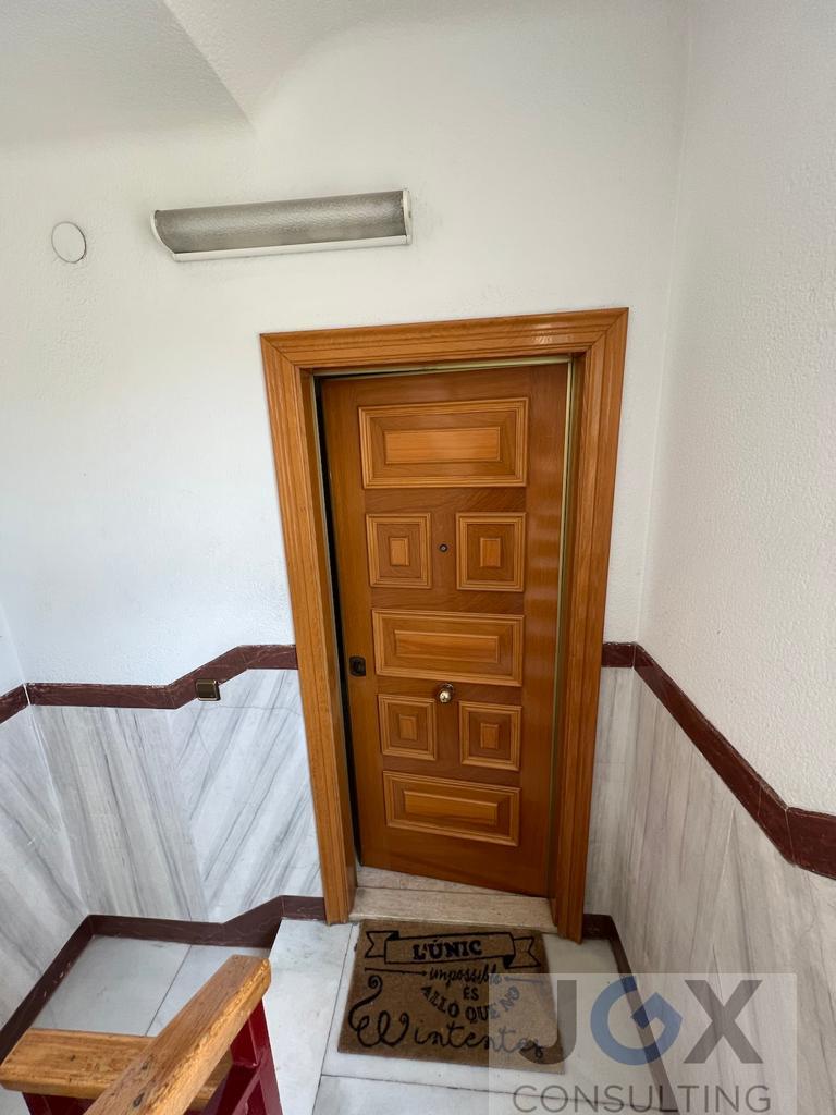 For sale of flat in Badalona
