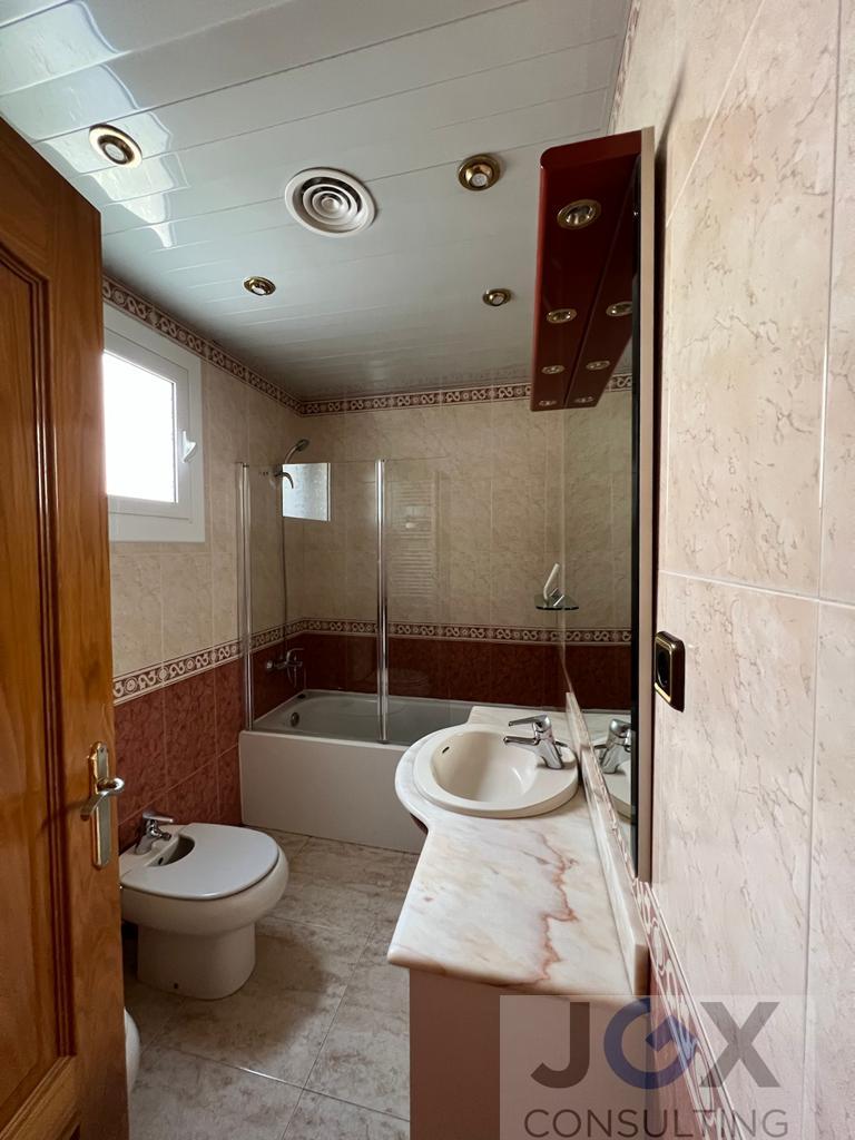 For sale of flat in Badalona