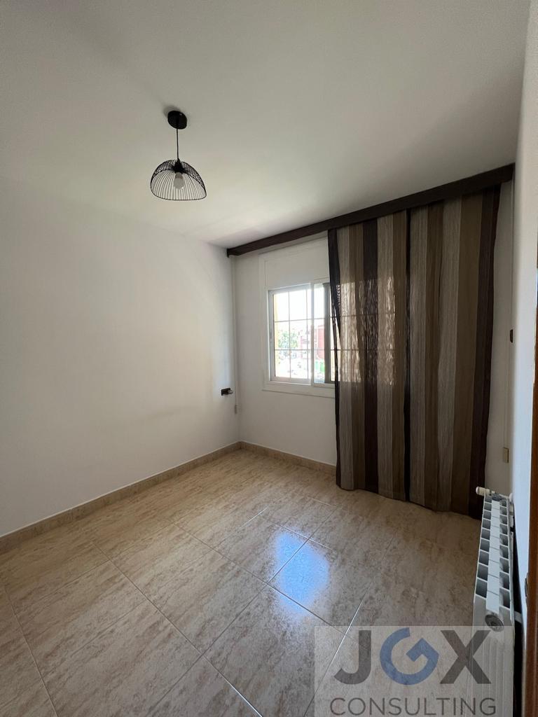 For sale of flat in Badalona
