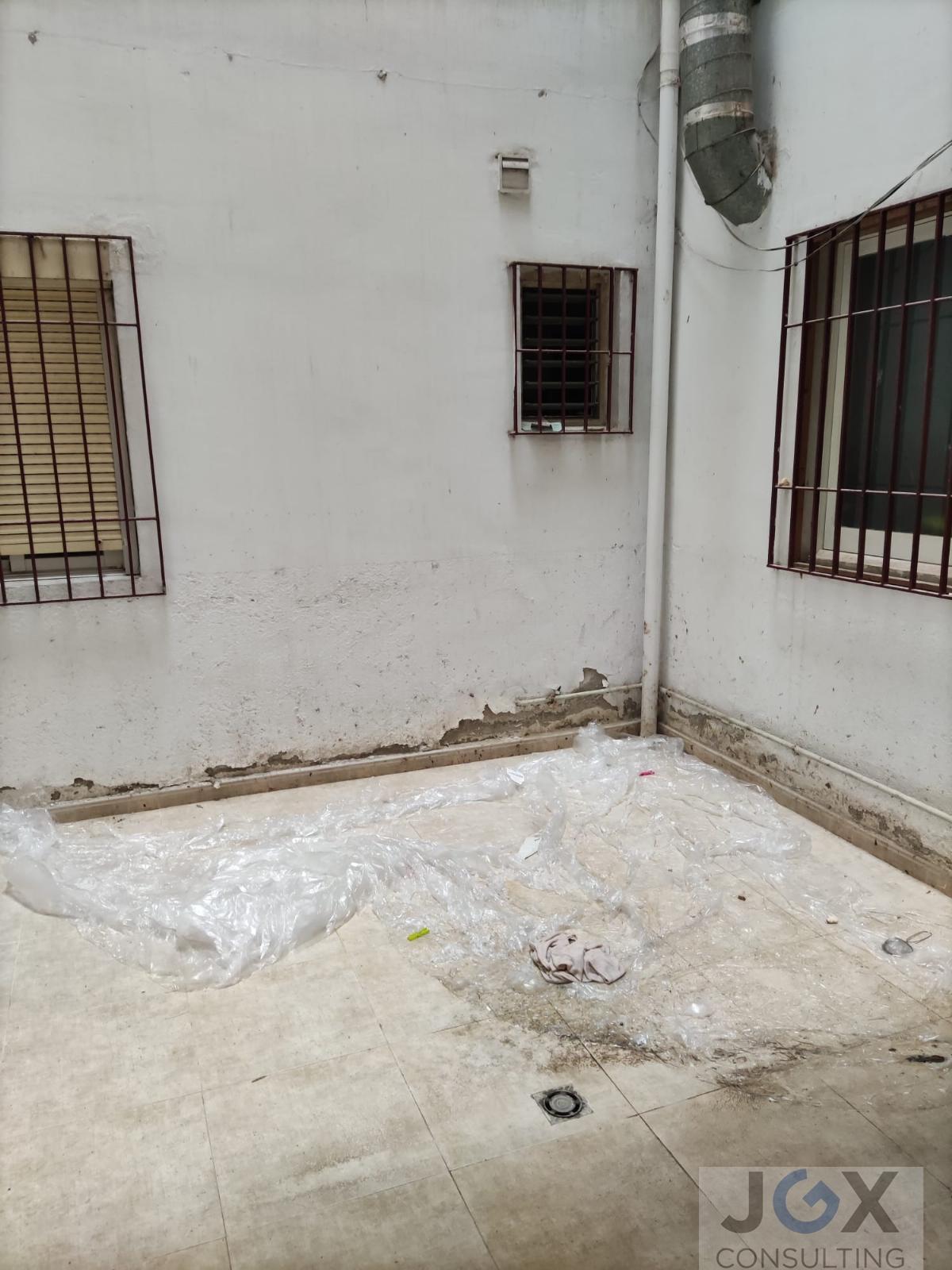 For rent of office in Badalona