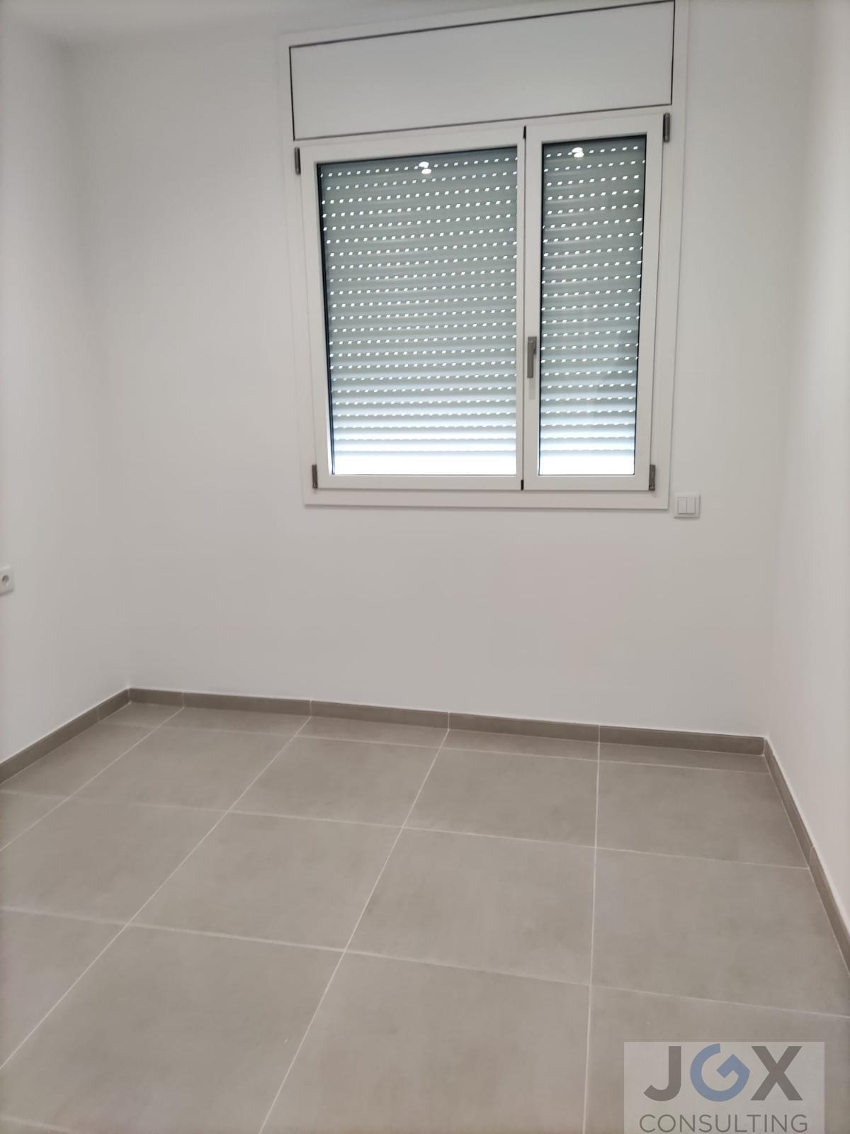 For rent of building in Calella