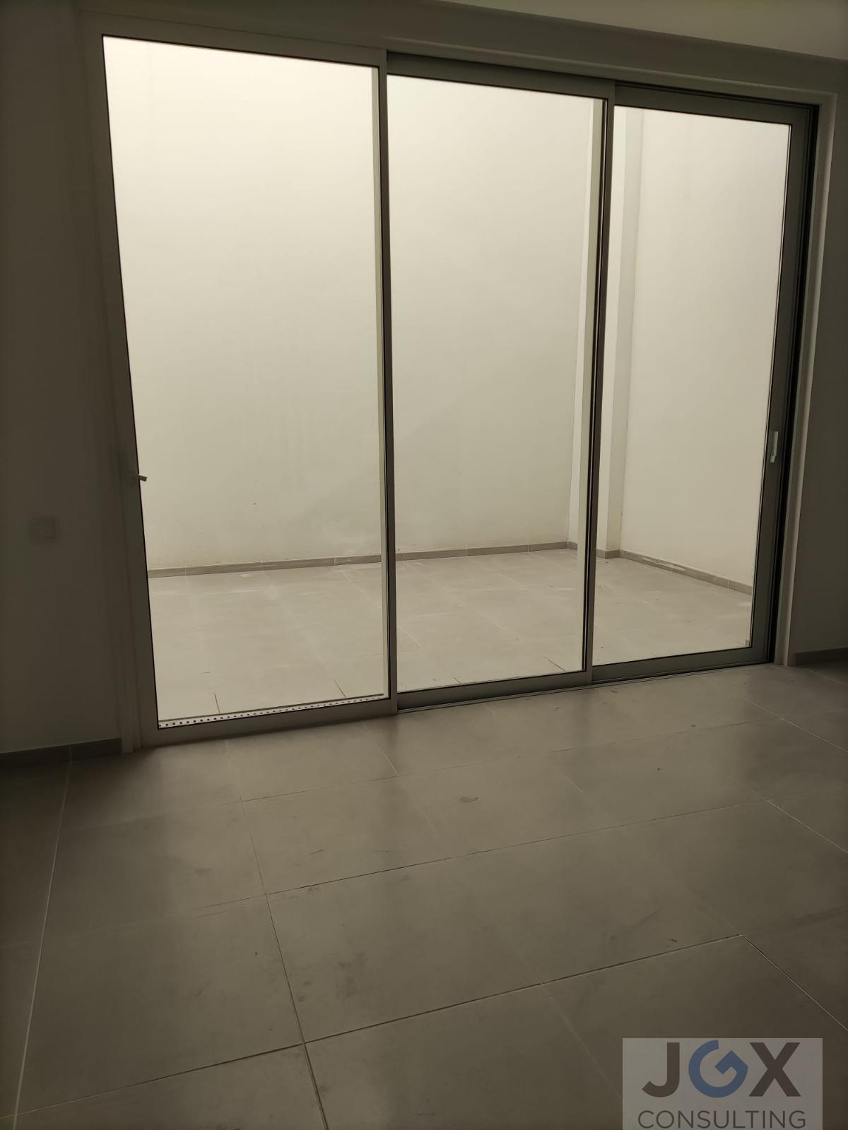 For rent of building in Calella