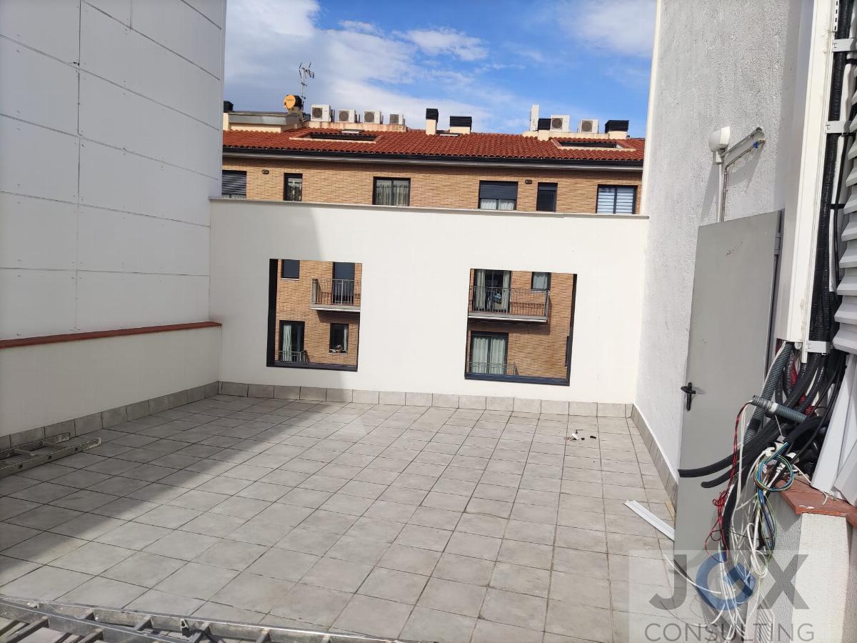 For rent of building in Calella