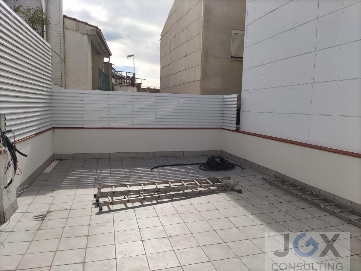 For rent of building in Calella