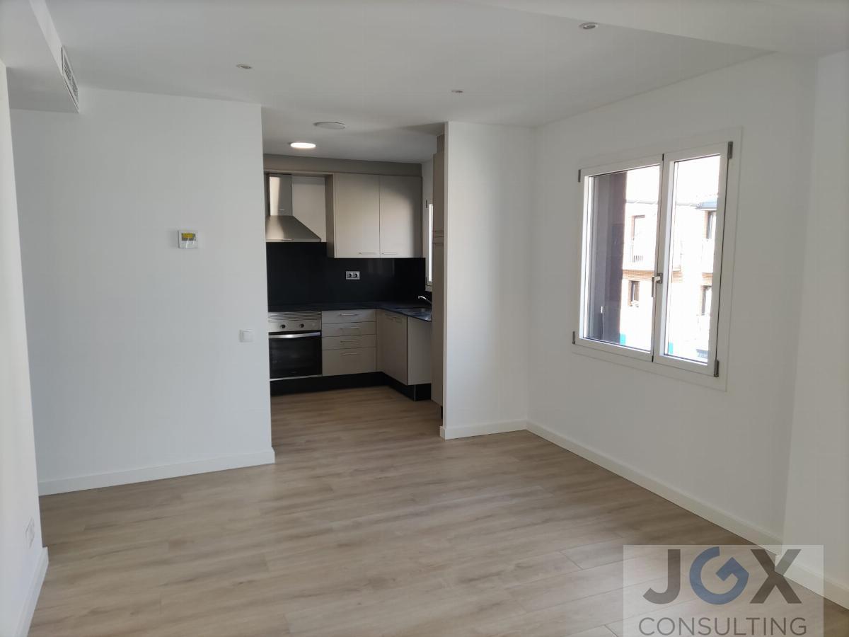 For rent of building in Calella