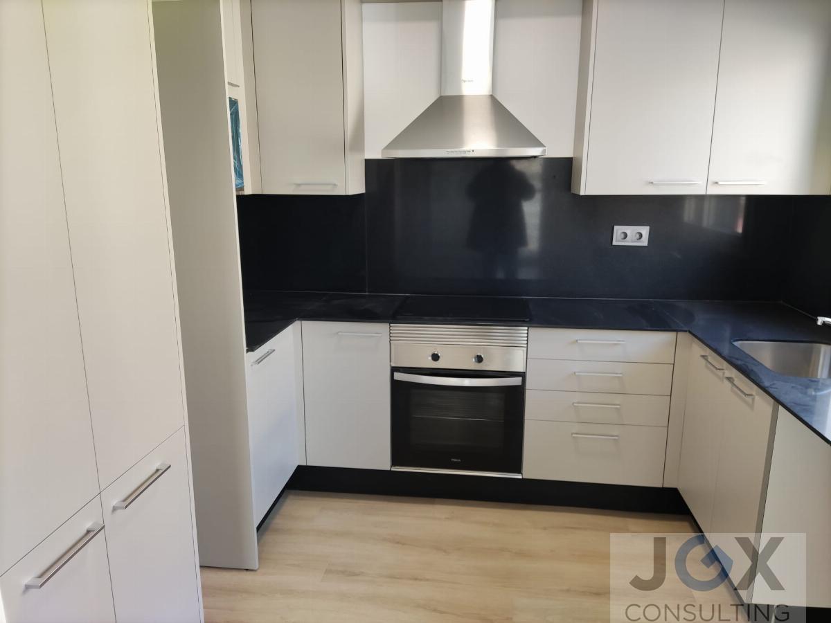 For rent of building in Calella