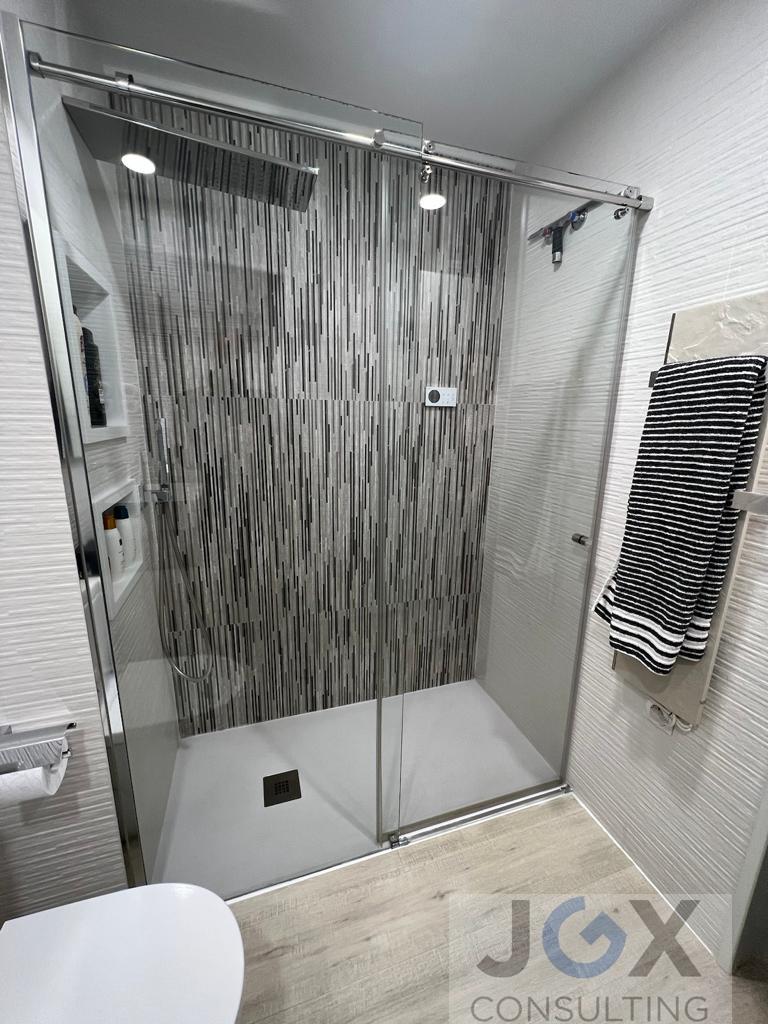 For sale of flat in Badalona