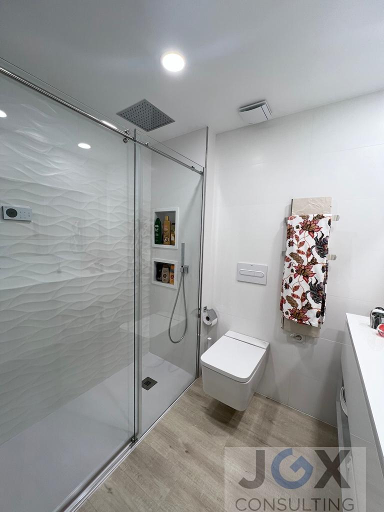 For sale of flat in Badalona